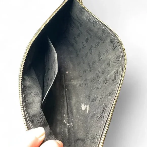 GUCCI Black Pebbled Leather Sienna Tassel Clutch Bag - Picture 9 of 15